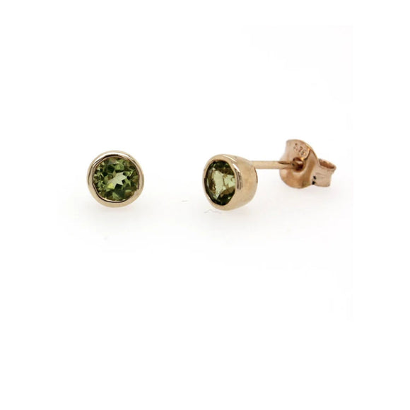 9ct Yellow Gold Peridot Stud Earrings