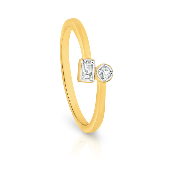 9ct Yellow Gold Brilliant & Baguette Diamond Ring
